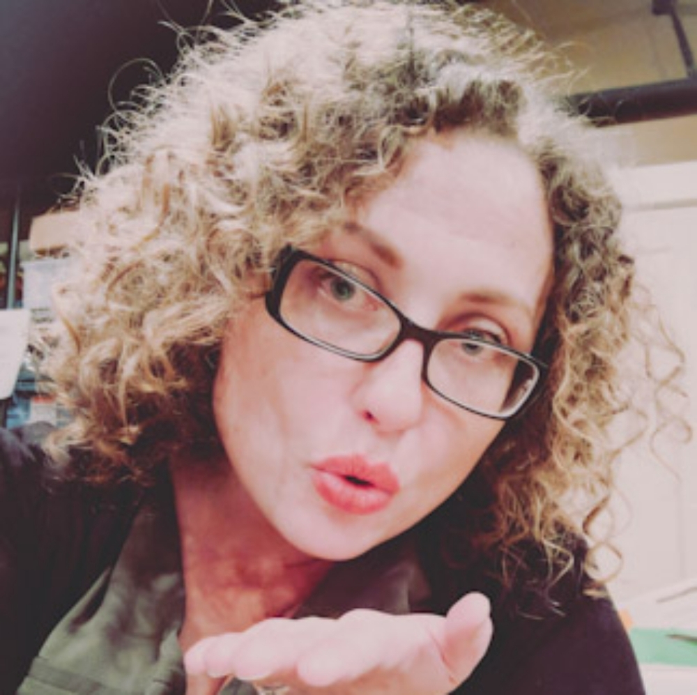 Meet your Posher, Gina